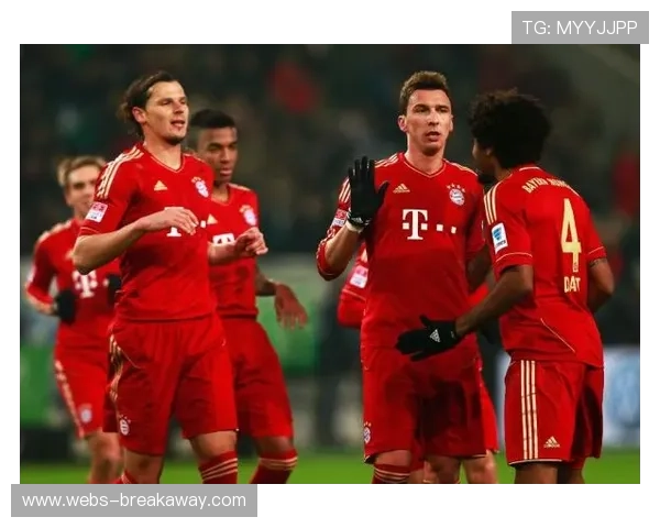 拜仁前锋凯恩连续破门,领跑德甲射手榜 拜仁前锋凯恩连续破门,领跑德甲射手榜