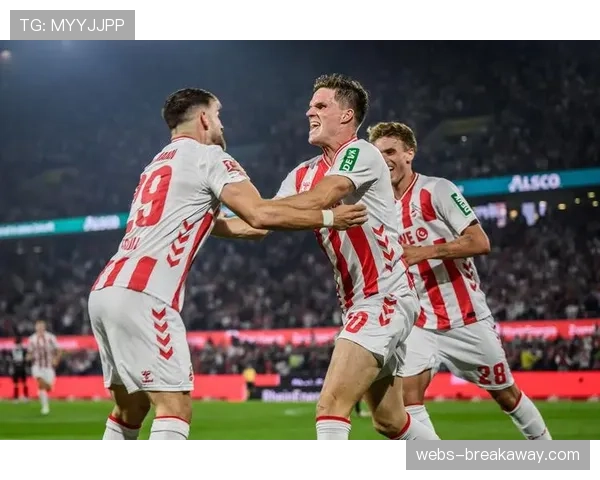 数据报告：解析2025-26赛季德甲联赛场均上座率再创历史新高的背后。